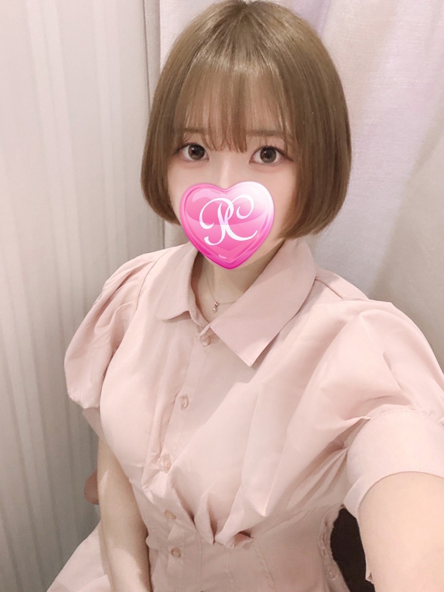 世奈【セナ】